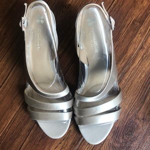 naturalizer taimi champagne